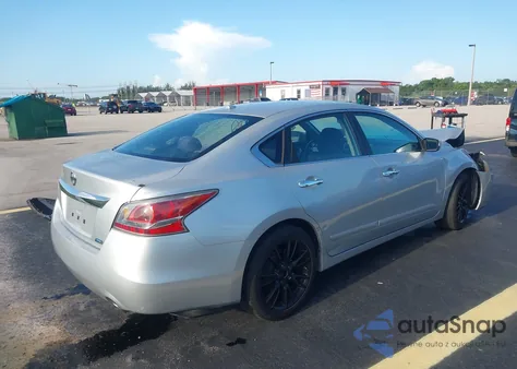 2014 Nissan Altima 2.5 S from USA, damaged, VIN 1N4AL3AP5EN347445
